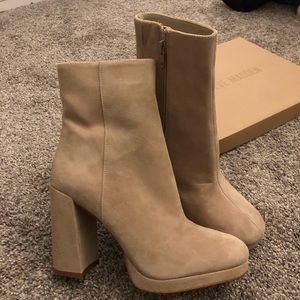 Steve Madden Main Sand Suede *new*